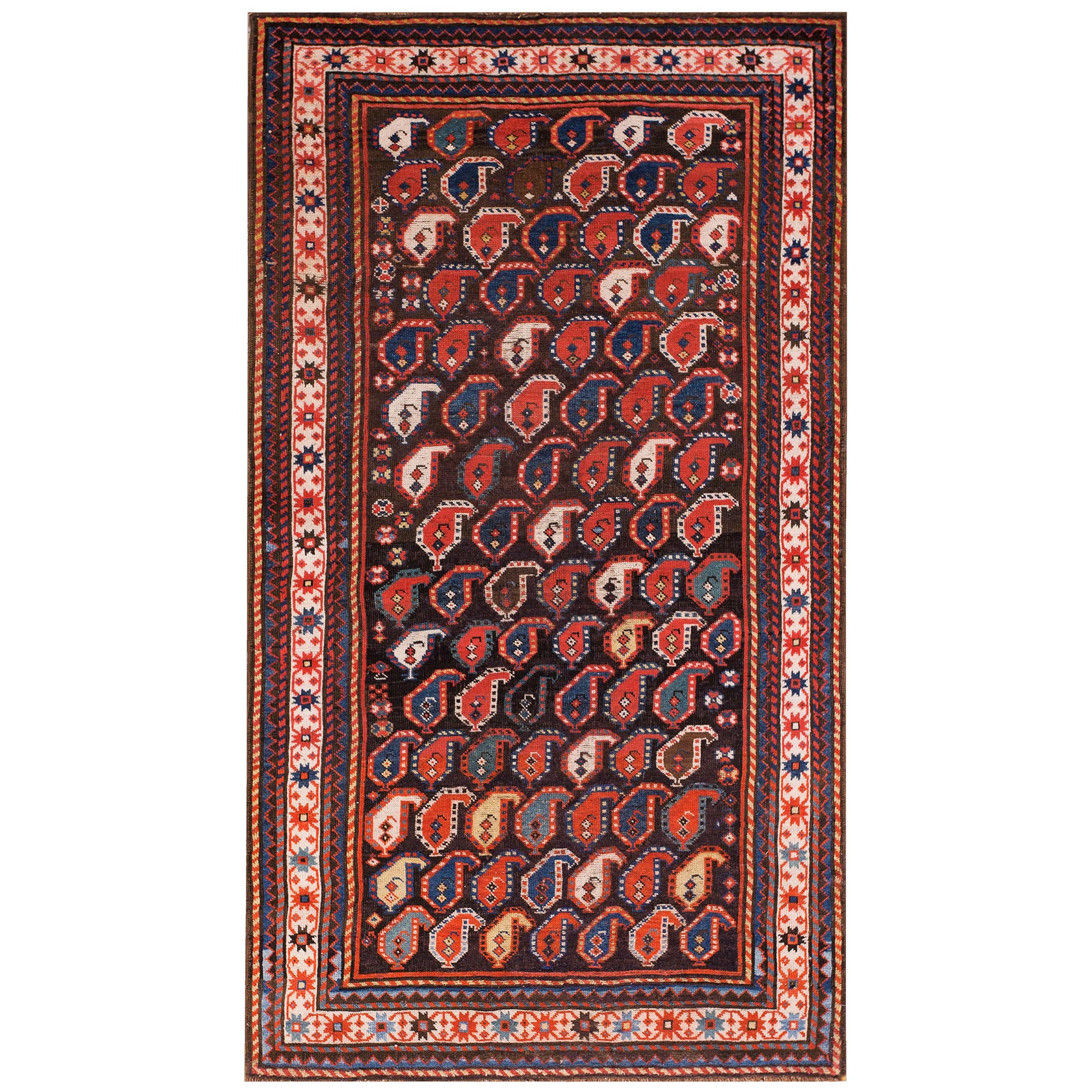 Kaukasischer Karabagh-Teppich mit Paisleymuster aus dem späten 19. Jahrhundert ( 3'10" x 6'9" - 117 x 206") im Angebot
