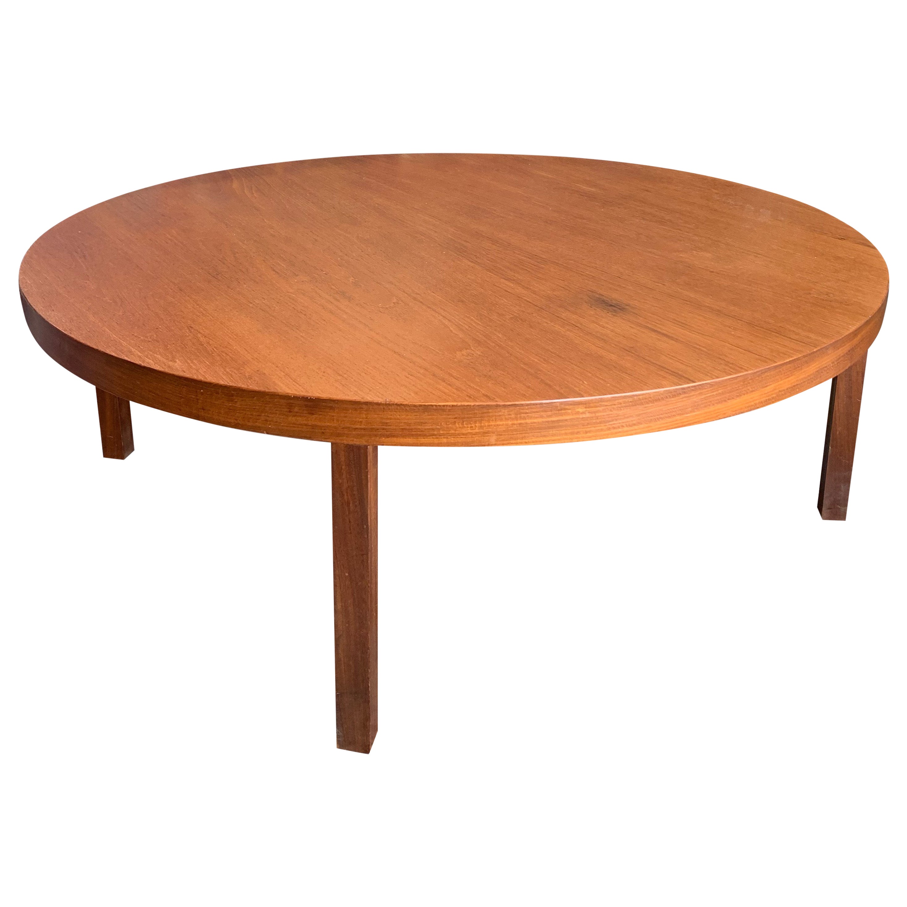 Round Copper Leaf Coffee Table For Sale at 1stDibs