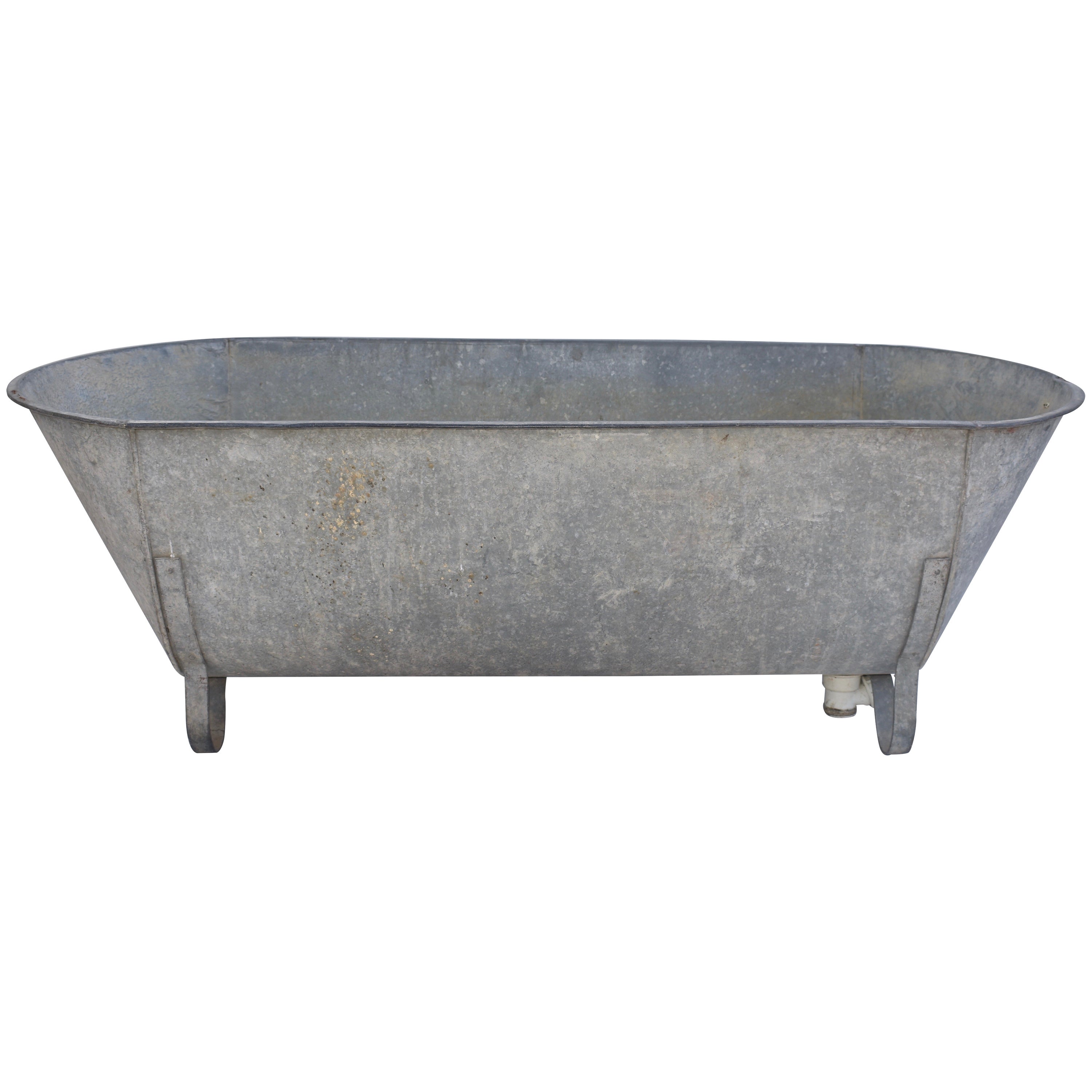 old fashioned cast iron bathtub