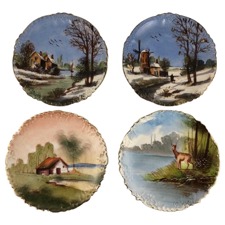 Ensemble de 4 assiettes décoratives de style victorien avec scènes de paysage en vente