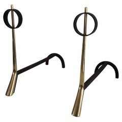 Paar modernistische Feuerböcke aus Bronze und Schmiedeeisen, italienisch, um 1950