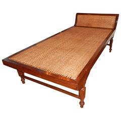 Rare lit de jour en bois de rose antillais de la fin du 19e siècle