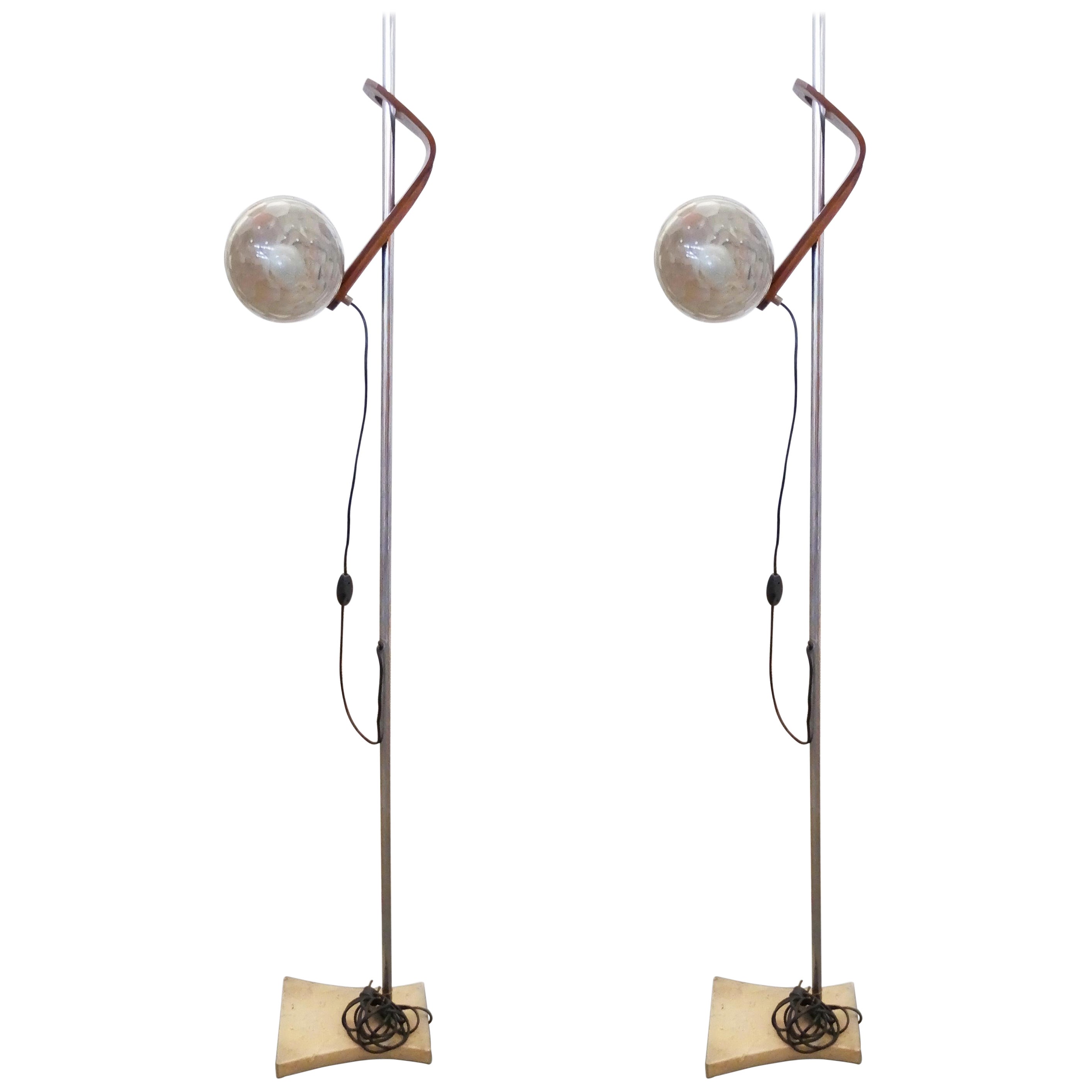 Set of Two Italian Mid-Century Modern Floor Lamps, circa 1950 For Sale