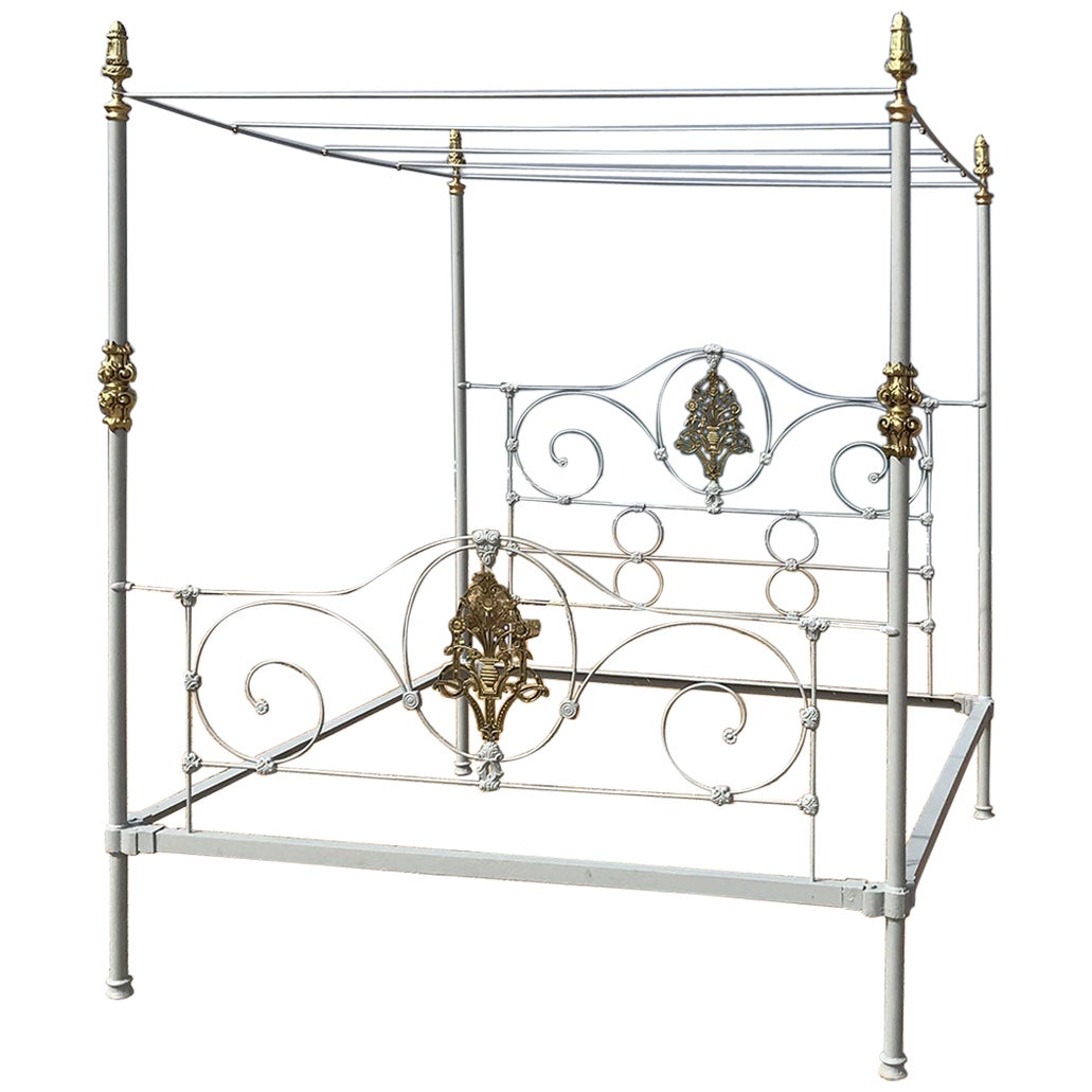 Victorian Four Poster Bed M4P11 at 1stDibs