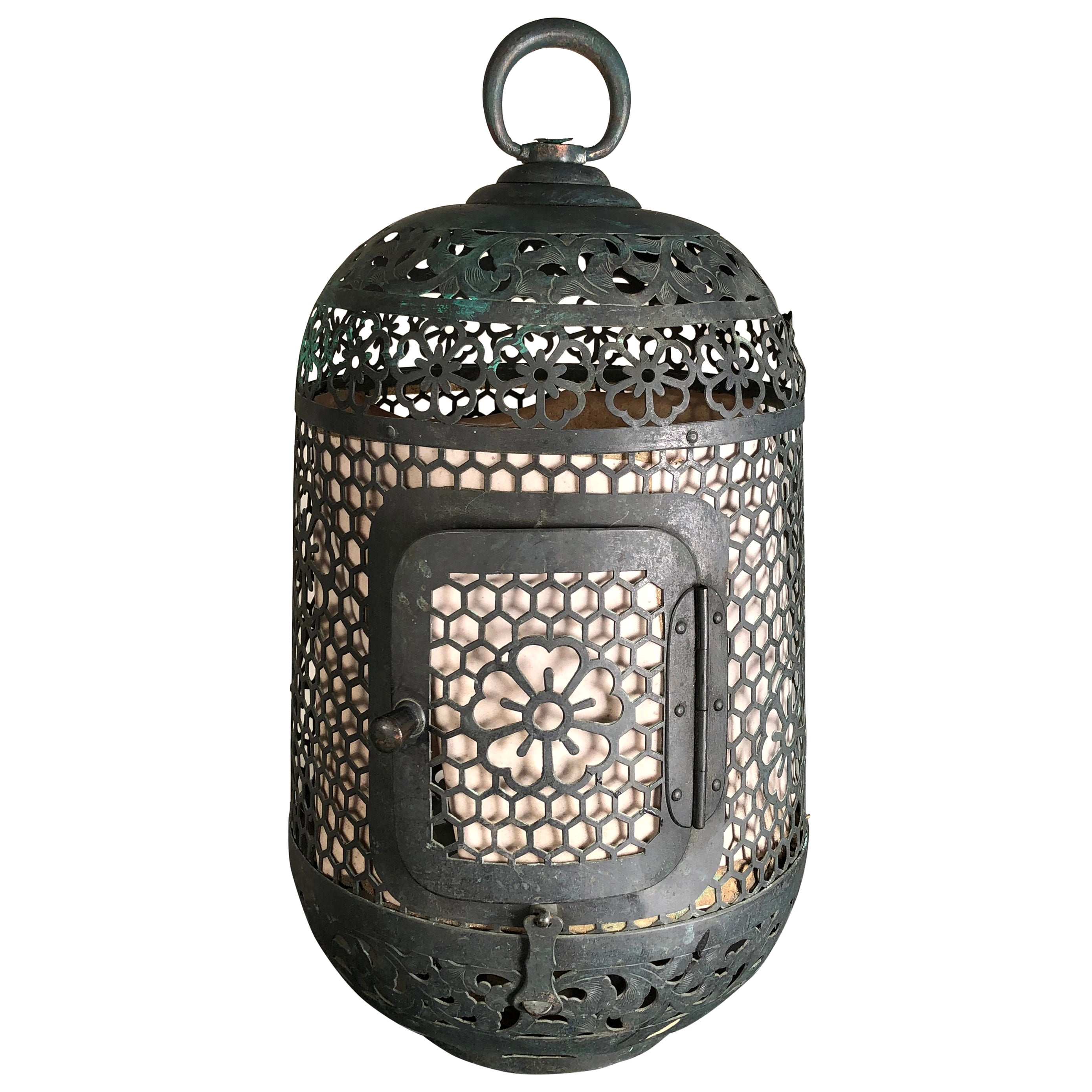 Japanese Cast Iron Eagle Tea House Garden Lantern For Sale at 1stDibs