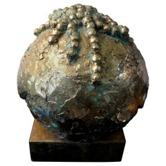 Escultura abstracta de bronce de mediados de siglo