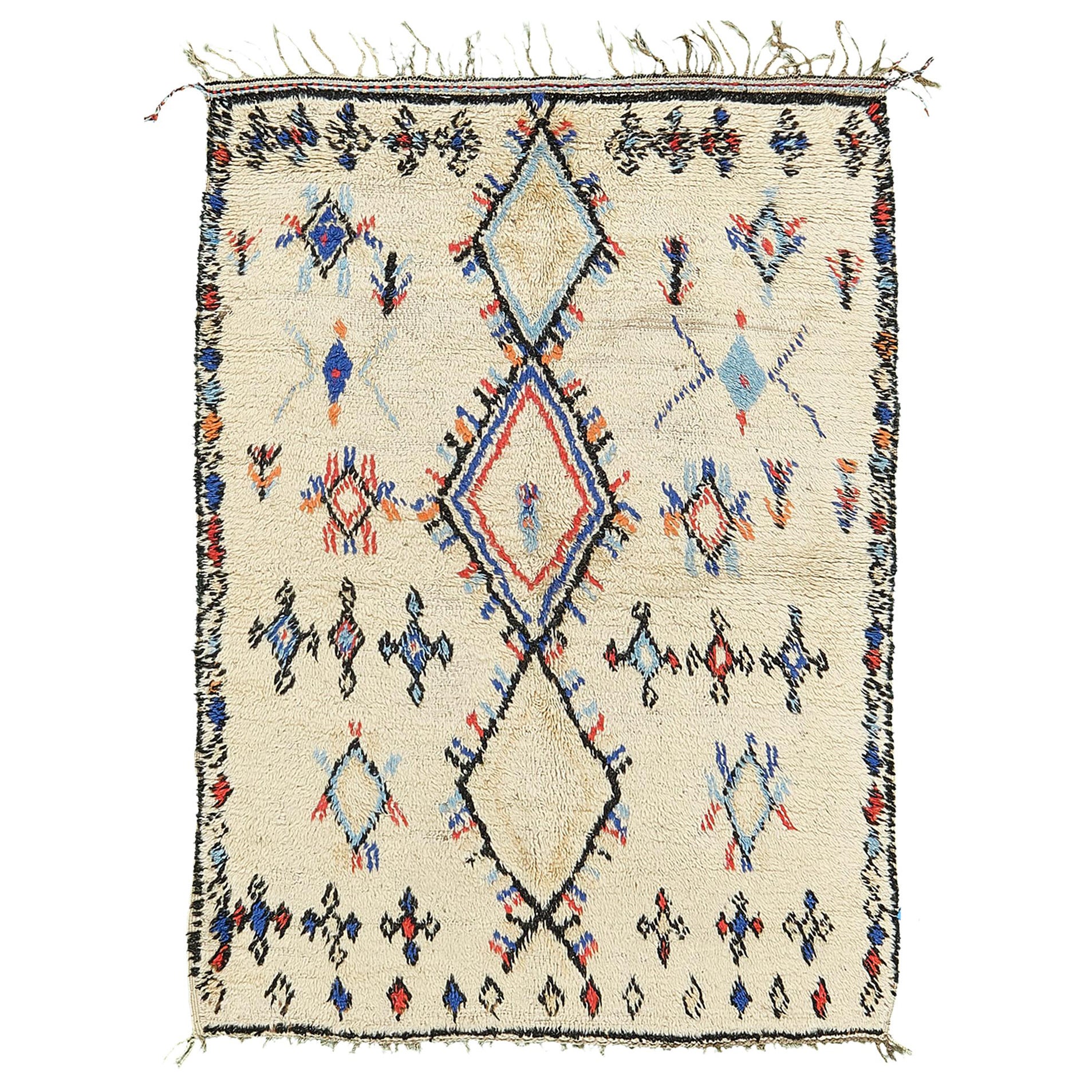 Marokkanischer Teppich aus der Atlas-Kollektion mit Azilal-Stamme im Angebot