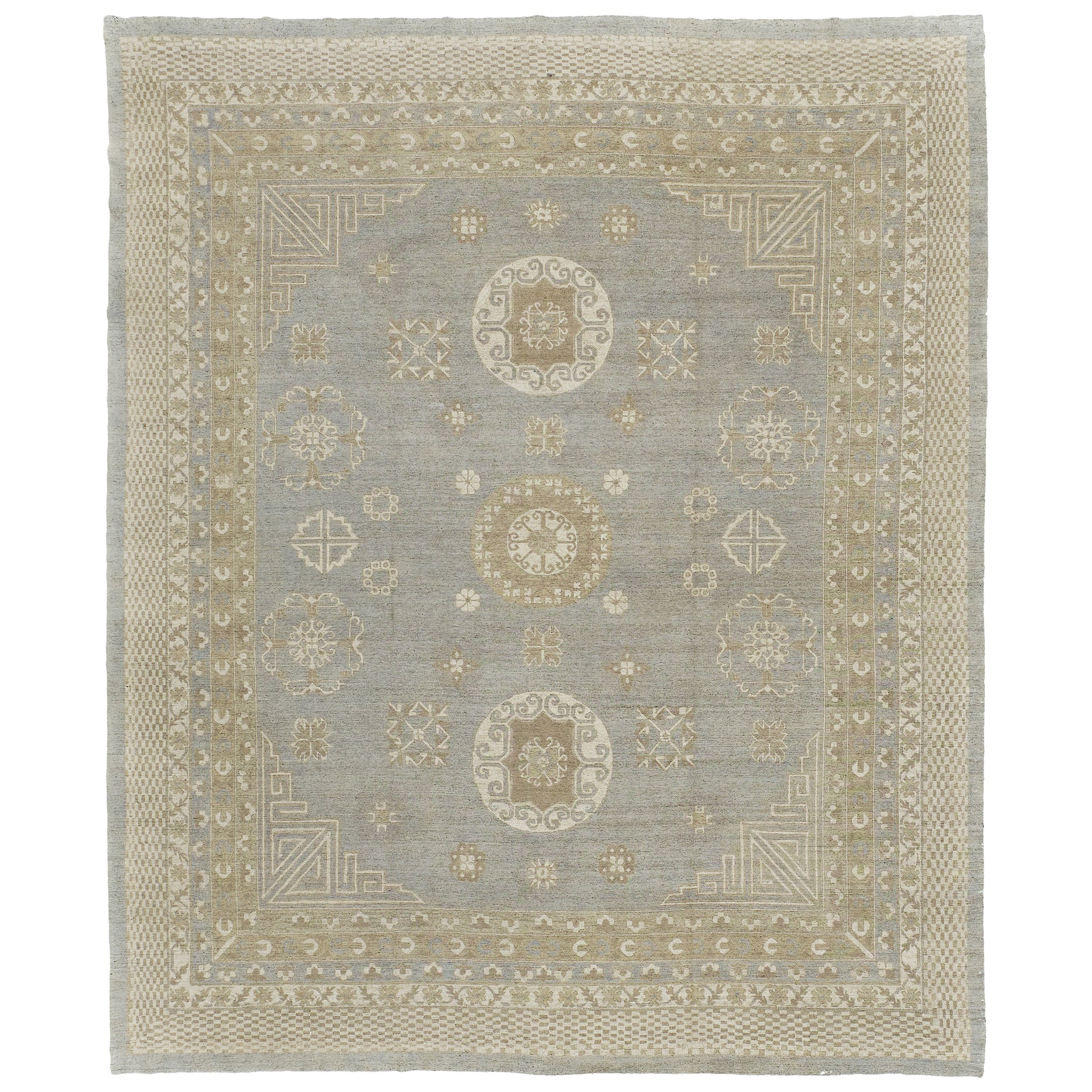 Khotan-Revival-Teppich im Vintage-Stil des 18. Jahrhunderts D5387