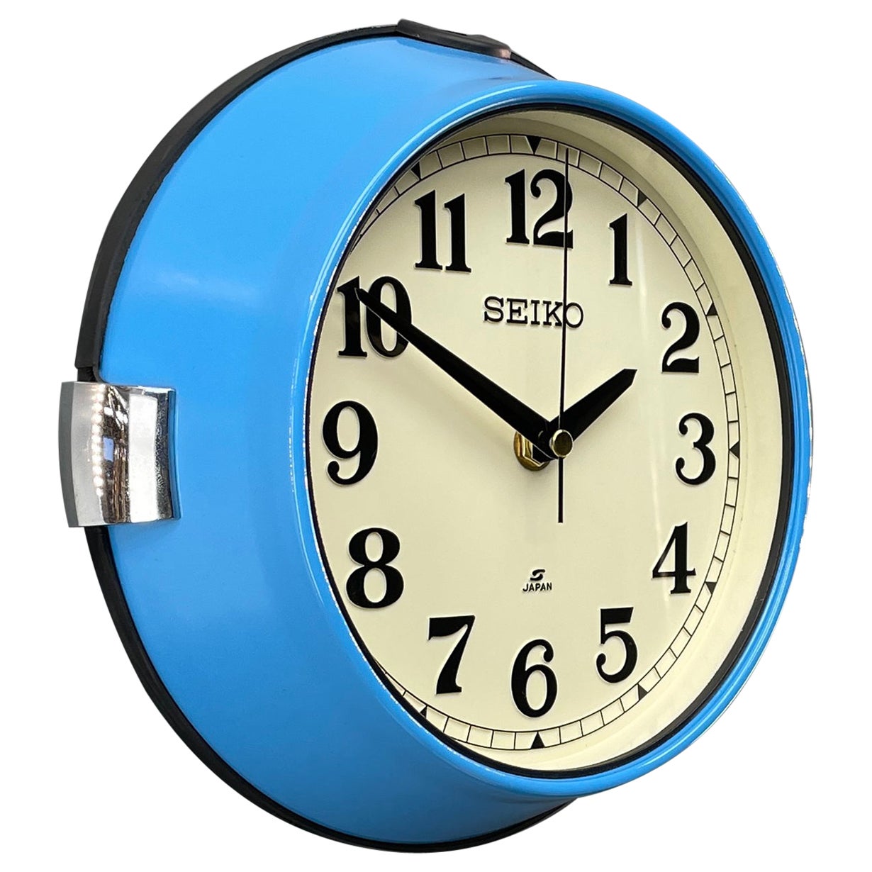 Seiko World Timer GMT Desk Clock, Quartz Movement with Sweeping Seconds