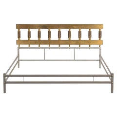 Luciano Frigerio Bagdad Bed Structure in Metal and Golden Bronze 1970 Italy