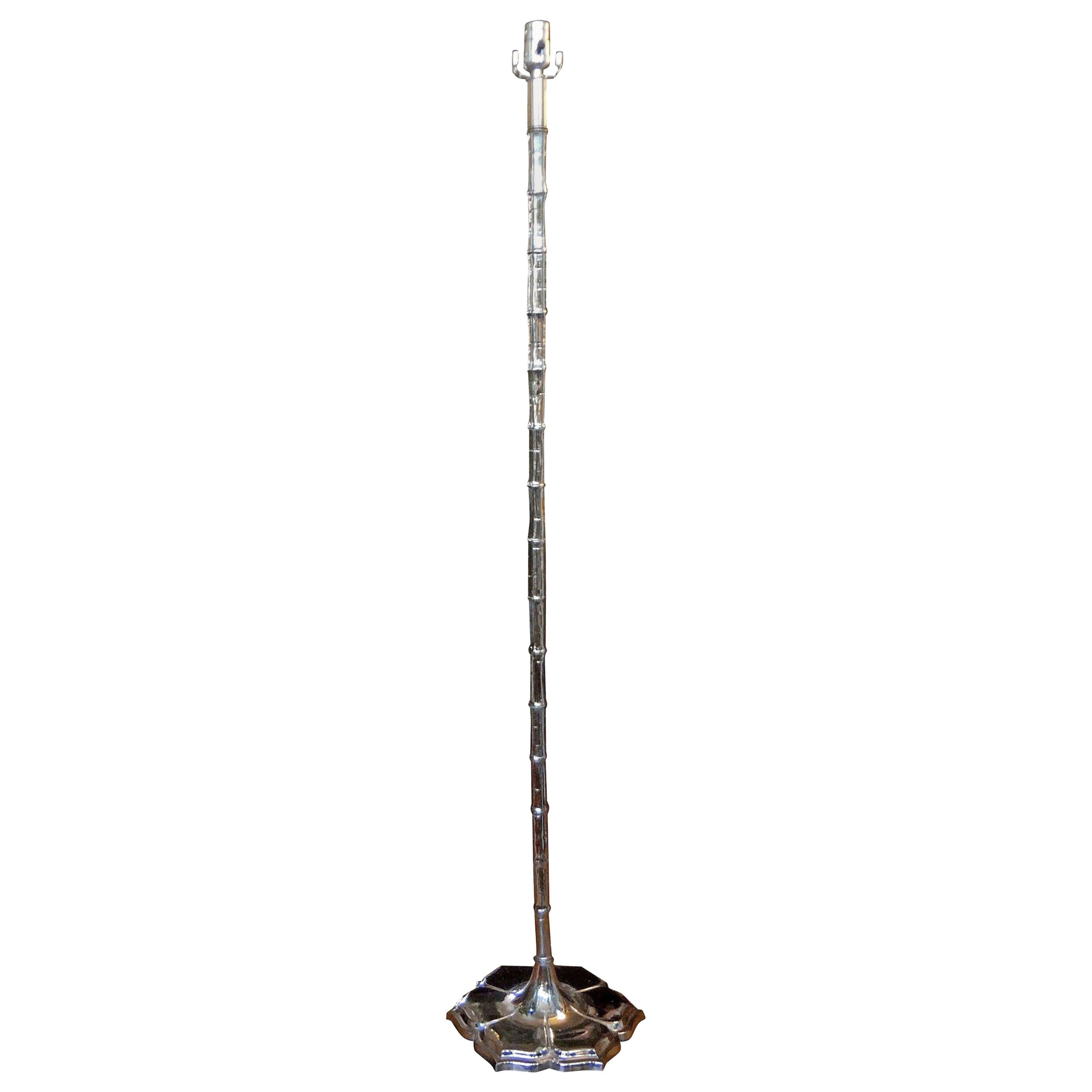 Lampadaire lotus en faux bambou chromé du milieu du siècle dernier