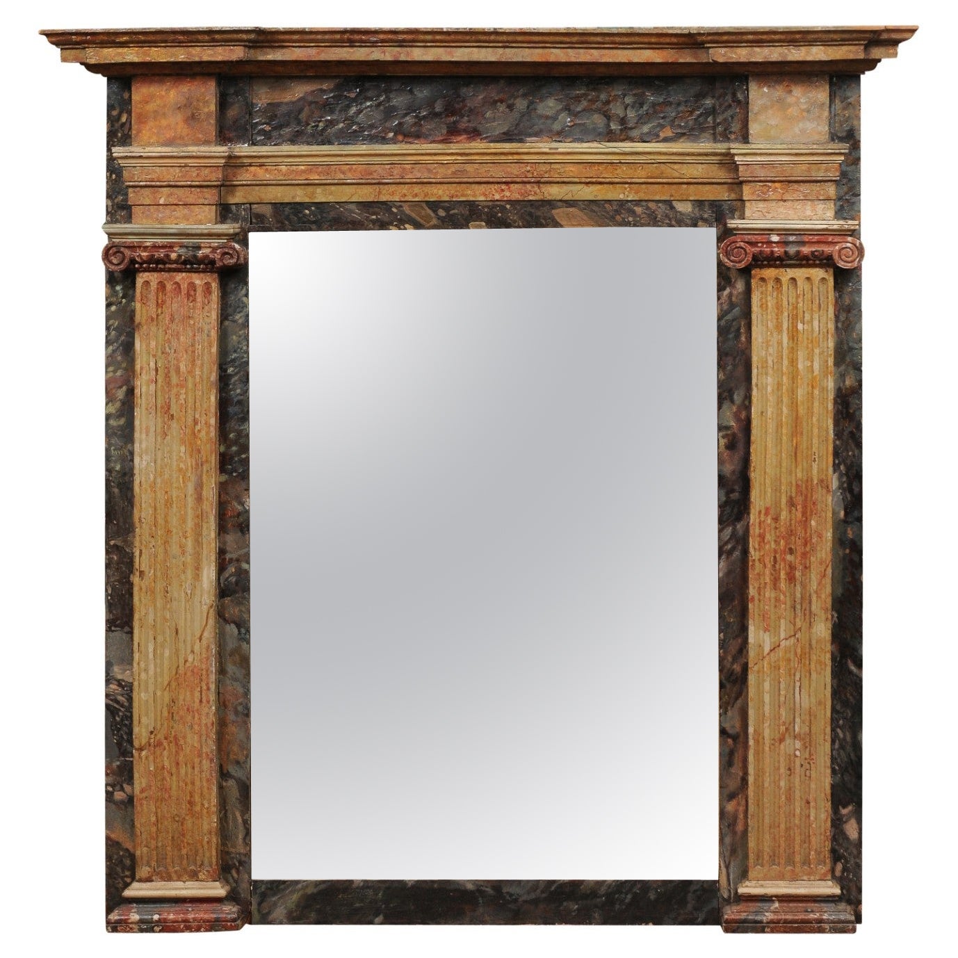 Italienischer bemalter Spiegel des 19. Jahrhunderts mit Kunstmarmorierter Oberfläche und Säulendetails