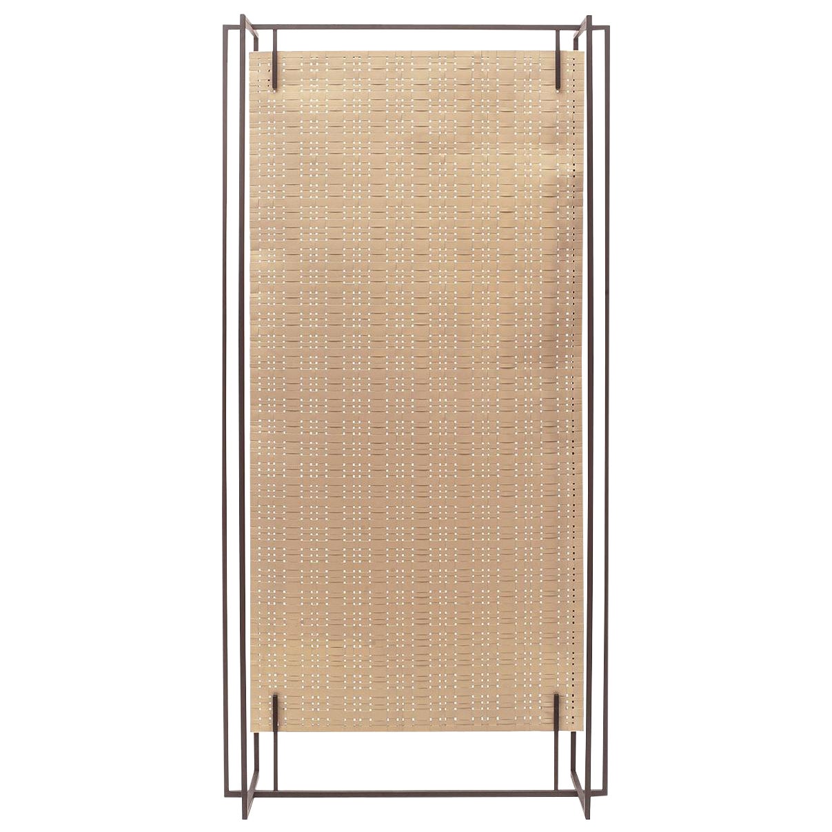 Obsidium Iter Free-Standing Screen
