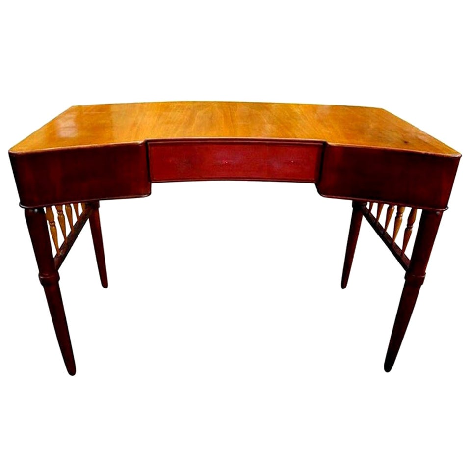 Italian Mid-Century Desk Attributed to Paolo Buffa