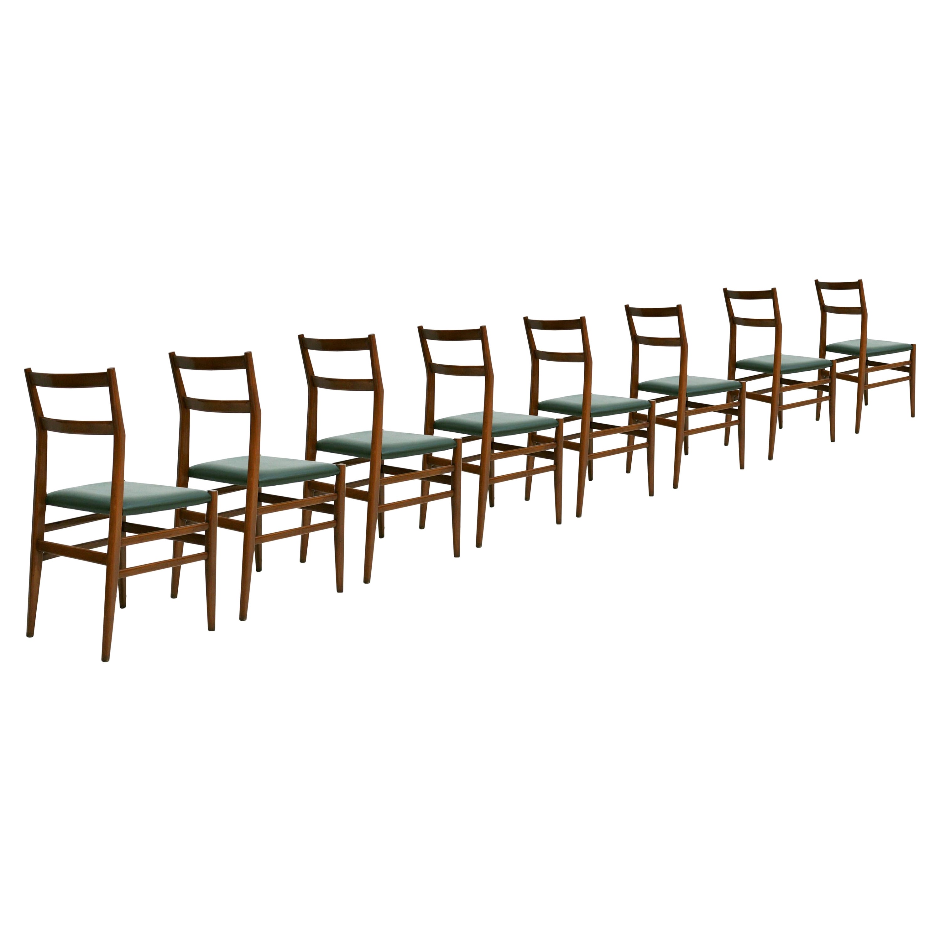 Gio Ponti Set of 8 Ashwood Leggera Italian Chairs, 1960s For Sale