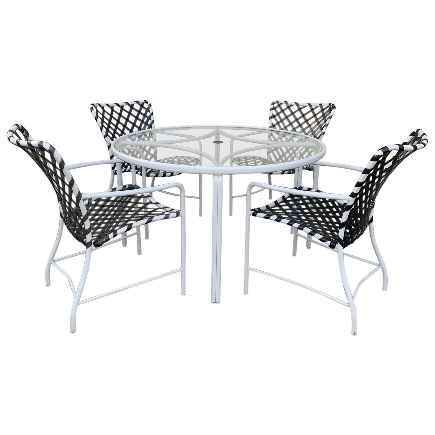 Brown Jordan Aluminum Neoclassical Patio Garden Dining Set For Sale at