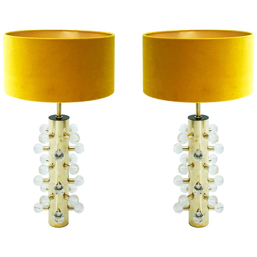 Mid-Century Modern Pair of Sculptural Clear Murano Glassand Brass Table Lamps For Sale