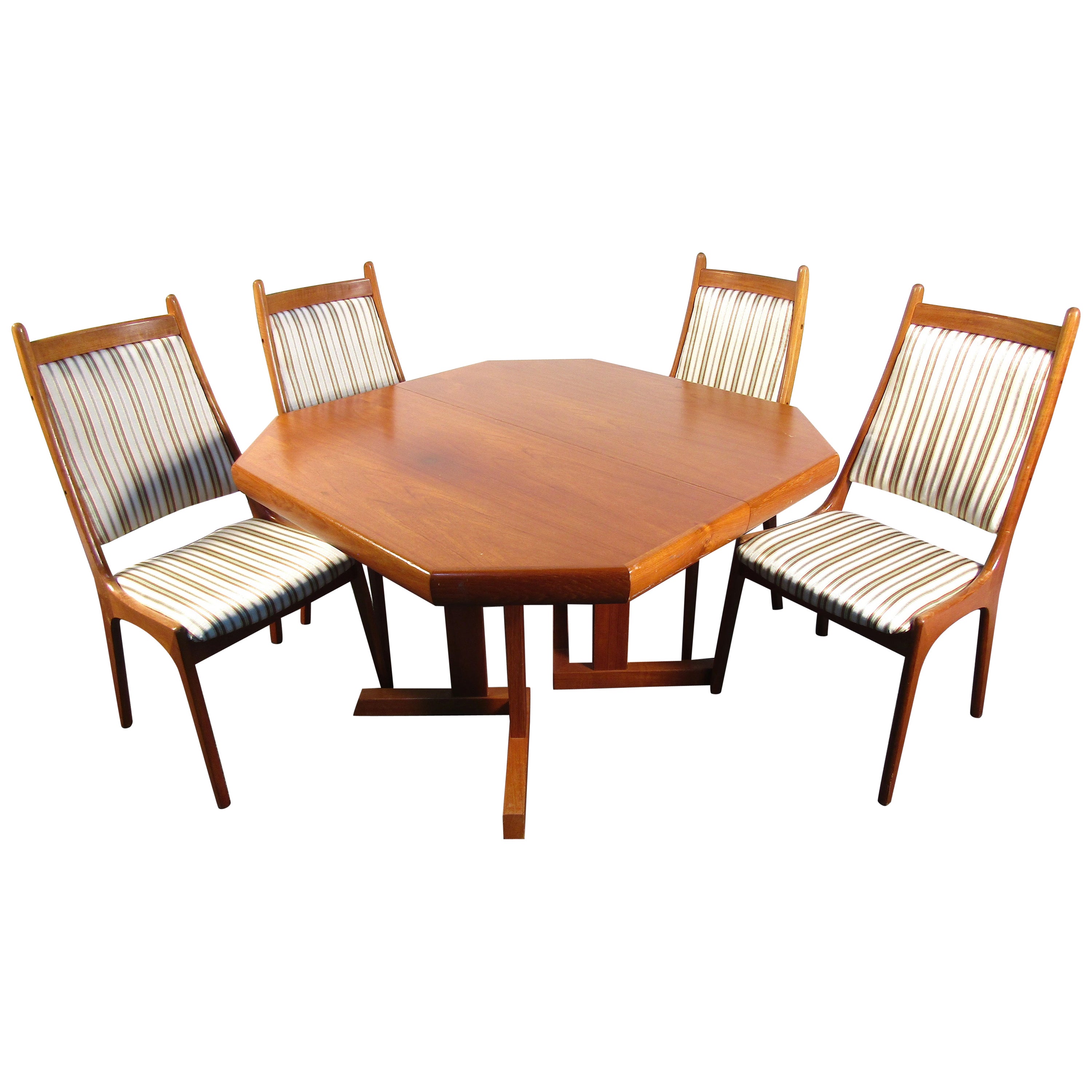 Modernist Teak Dining Table with 12 Matching Chairs For Sale at 1stDibs