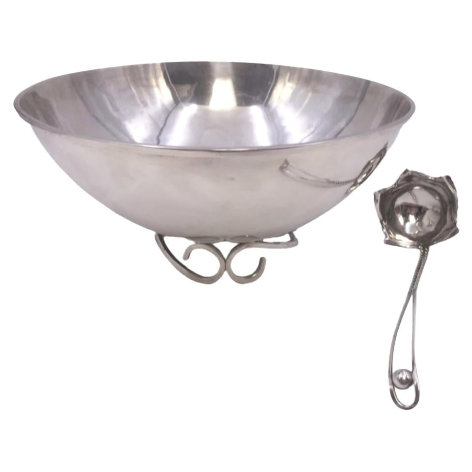 Sciarrotta Sterling Silver Centerpiece Bowl with Ladle Mid-Century Modern Style For Sale