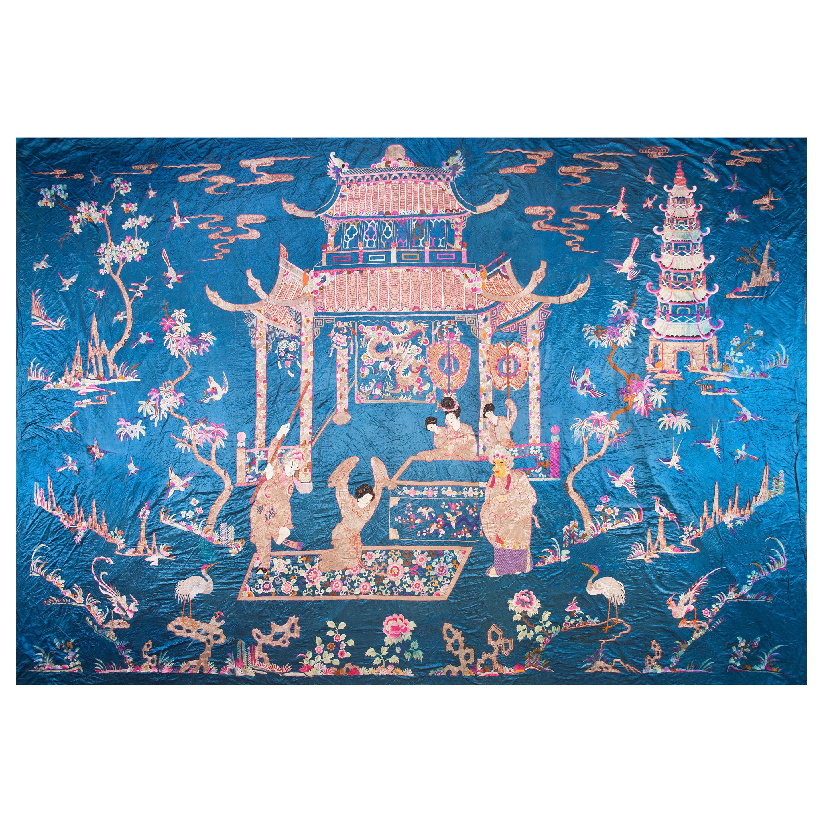 Early 20th Century Chinese Silk Embroidery ( 16'6" x 22' - 503 x 670 ) For Sale