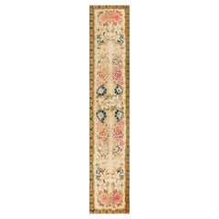 Tapis Axminster anglais du milieu du 18ème siècle ( 3''4"" x 17''4"" - 102 x 528 cm )