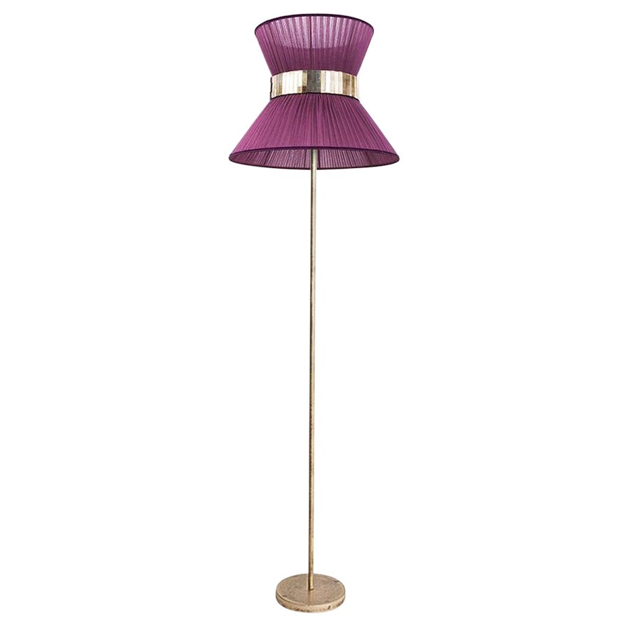 Zeitgenössische Stehlampe "Tiffany" 30 lila Seide, antikisiertes versilbertes Glas, Messing im Angebot