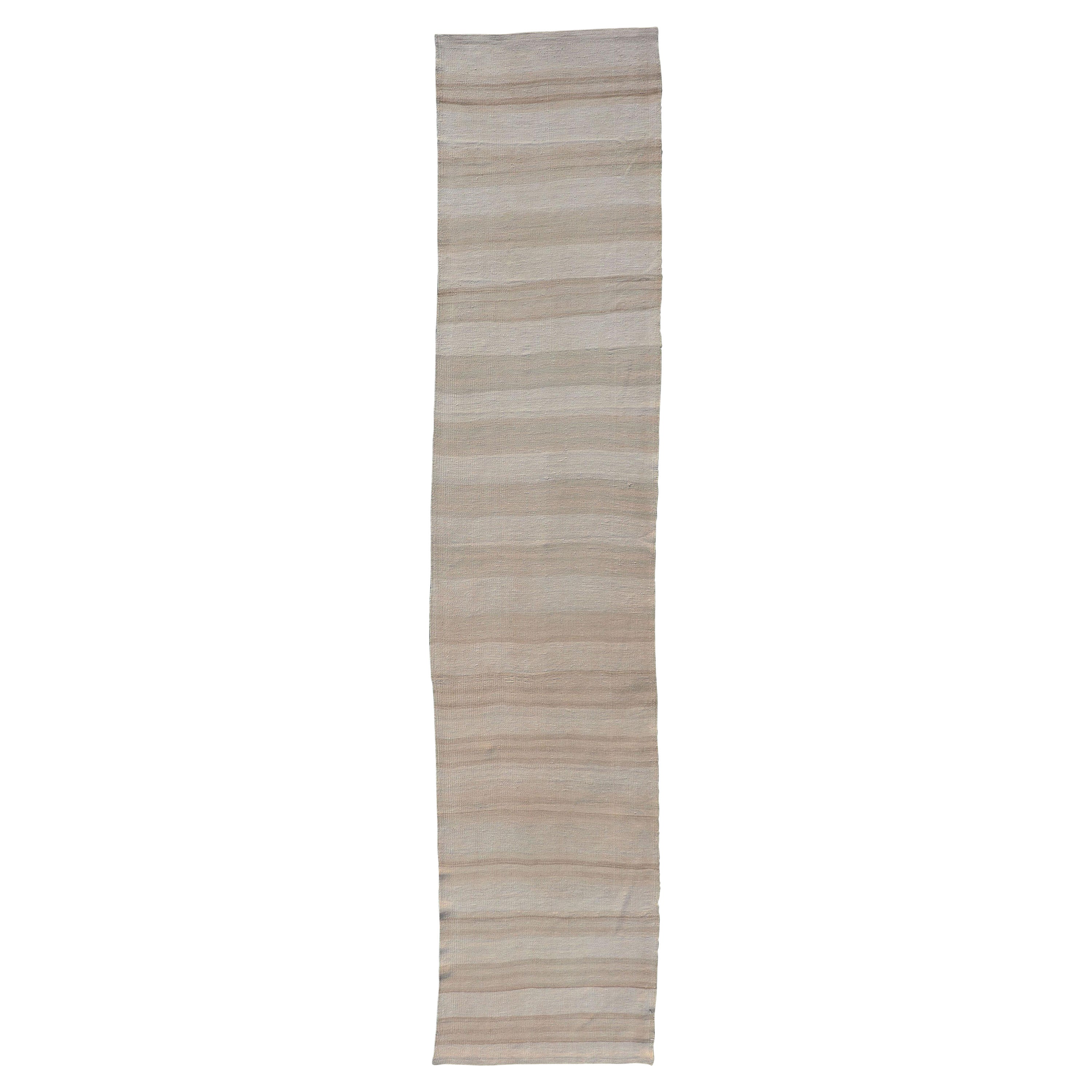 Alfombra Turca Kilim Vintage con Rayas en Taupe Claro y Tonos Neutros