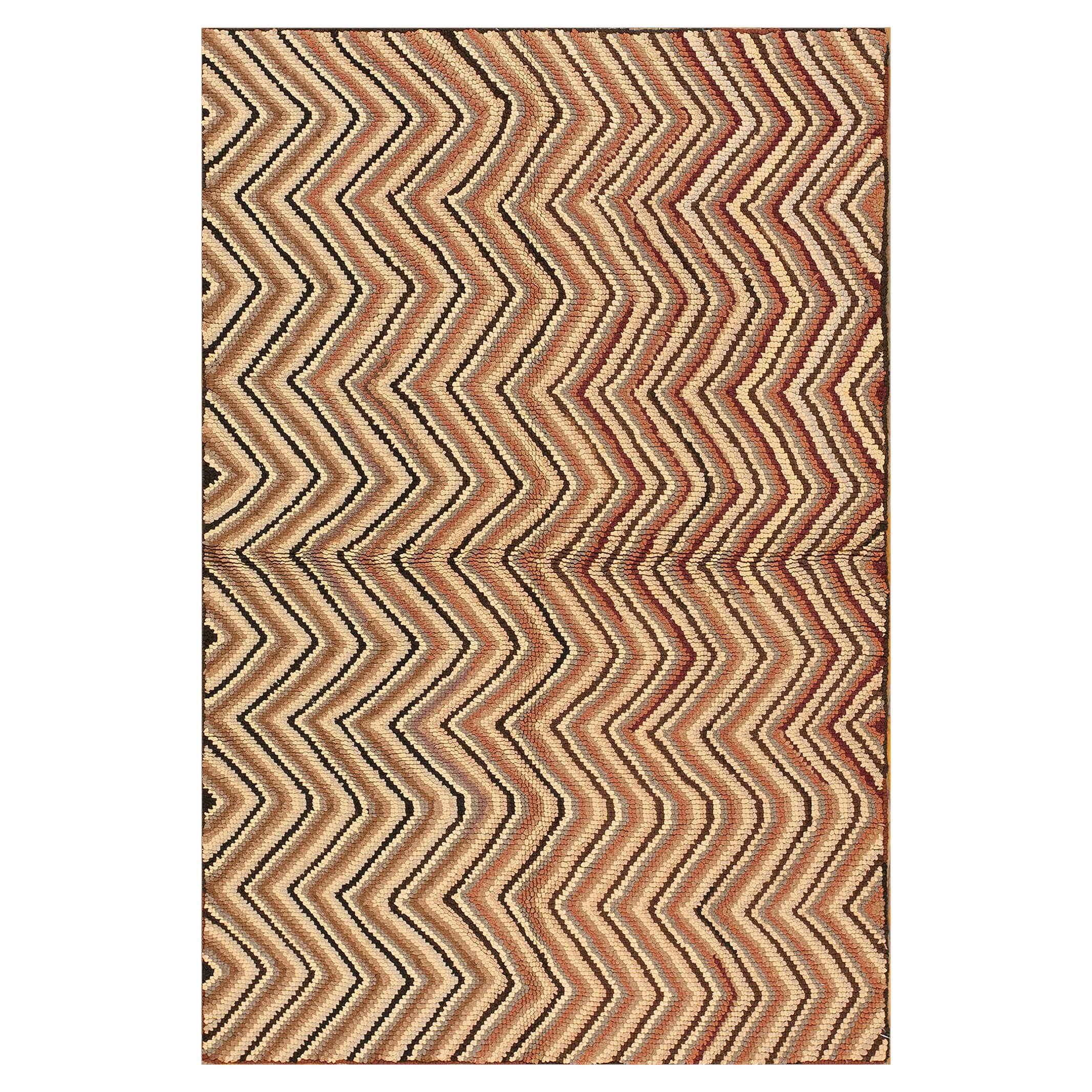 Mid 20th Century American Hooked Rug ( 3'9" x 6'3" - 114 x 191 )