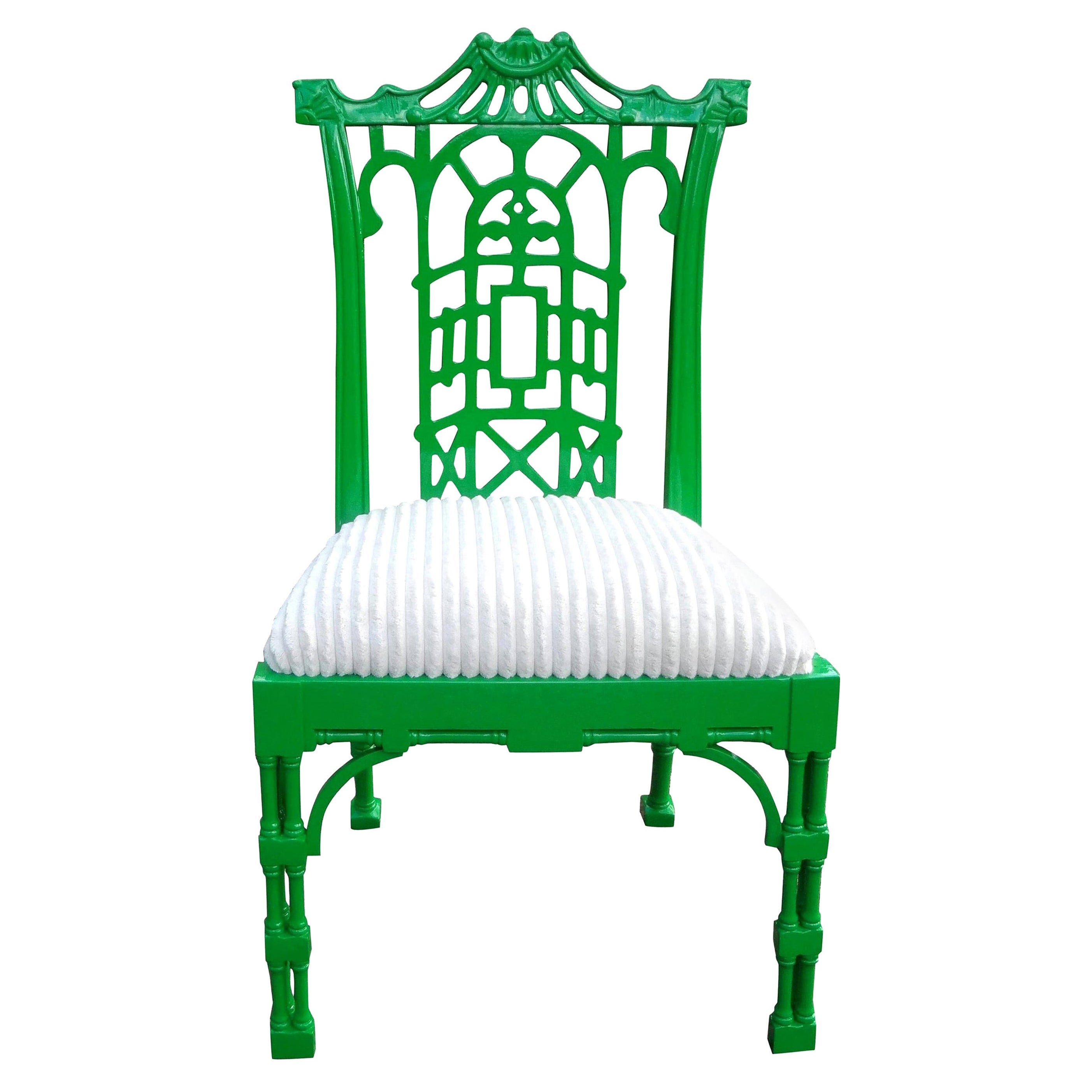 Chinesischer lackierter Vintage-Stuhl im Chippendale-Stil im Angebot
