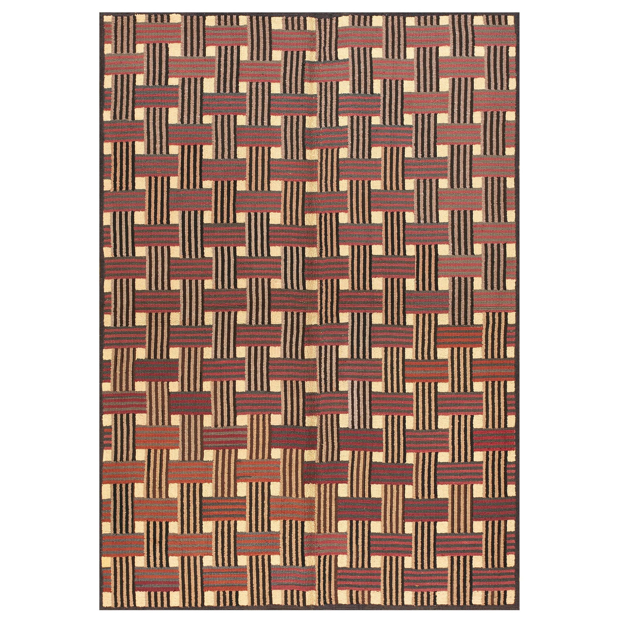 Amerikanischer Hakenteppich aus der Mitte des 20. Jahrhunderts ( 1,82 m x 1,88 m – 188 x 265 cm)