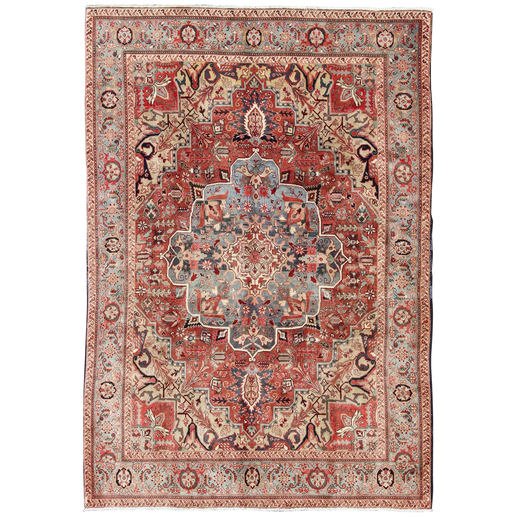 Persian Heriz-Serapi Vintage Rug with Geometric Design in Soft Colors For Sale