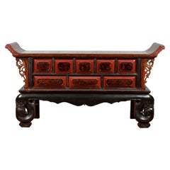 Table d'autel à cercueils du XIXe siècle, période Dynasty Qing, laquée en rouge et noir
