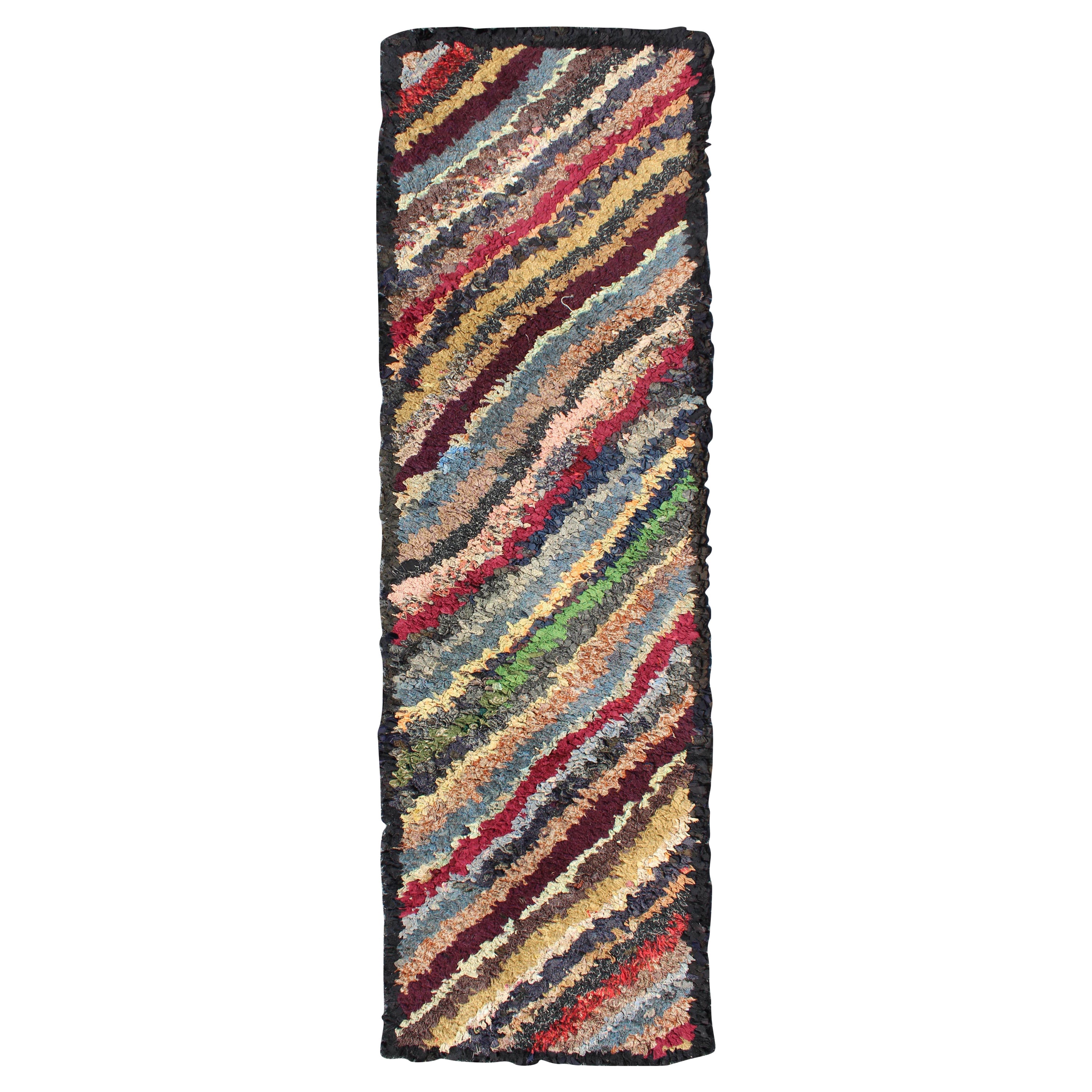 Tapis de couloir crocheté américain ancien à rayures diagonales multicolores