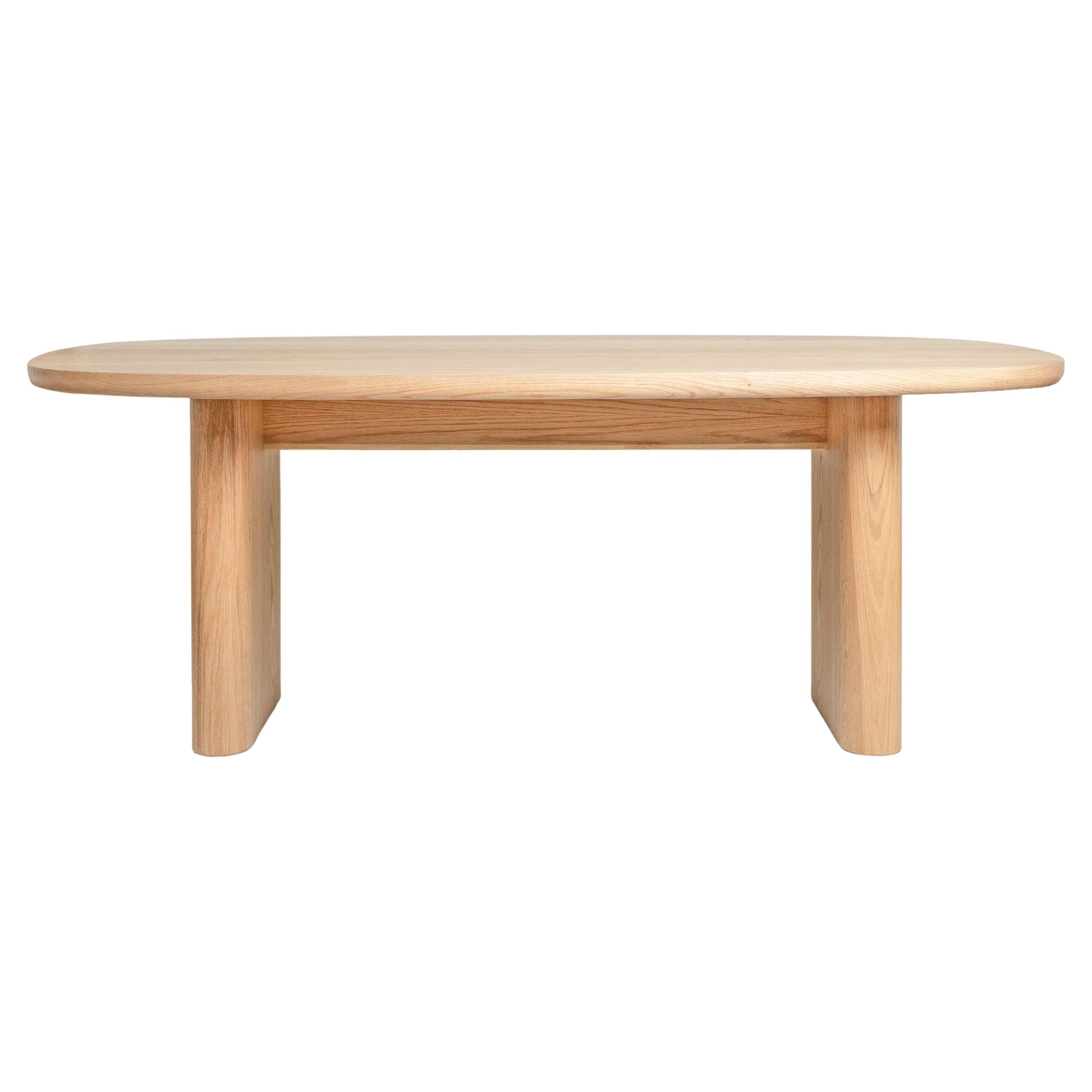 Tavolo da pranzo moderno personalizzabile de la Paz, in legno massiccio.
