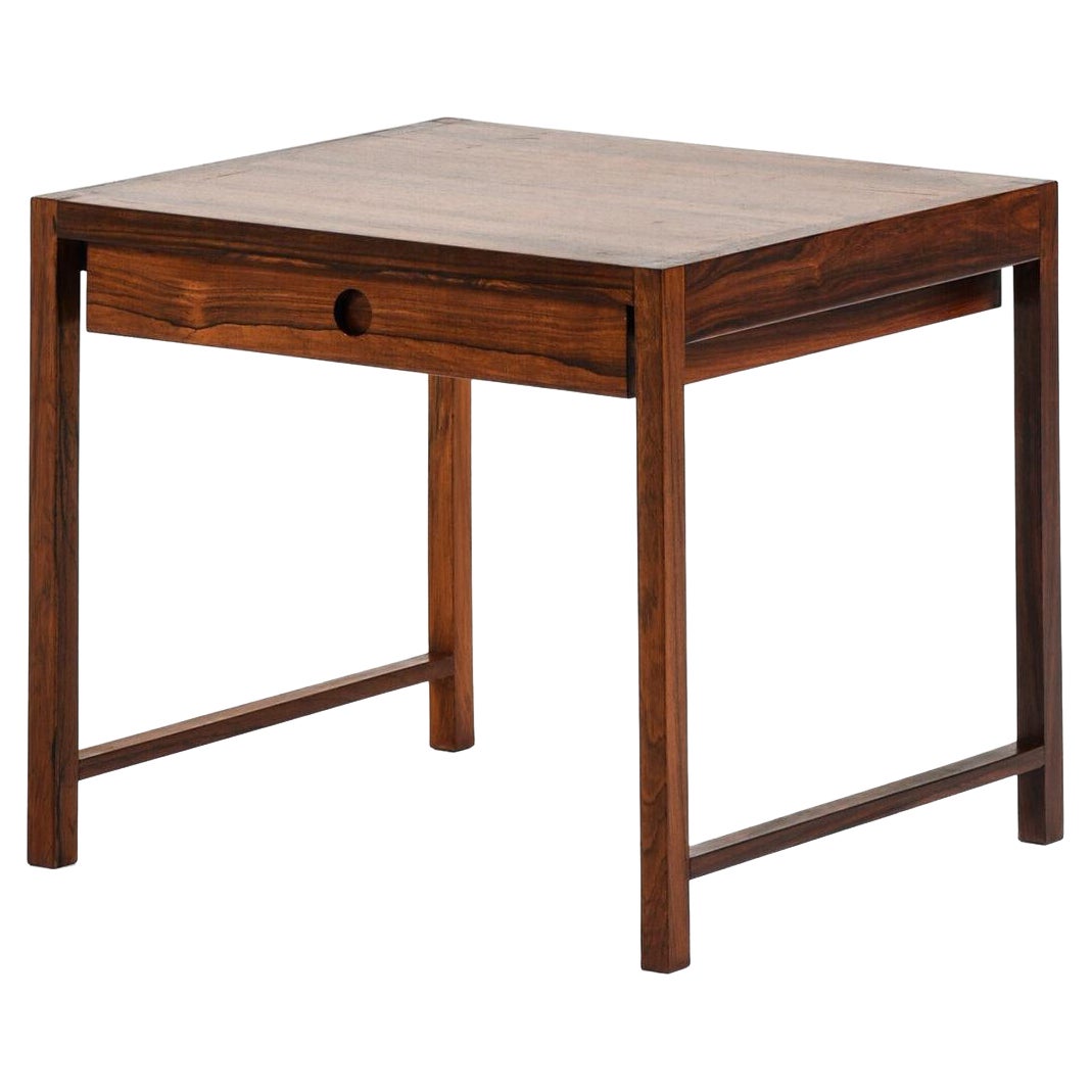 Norsk 2024 side tables
