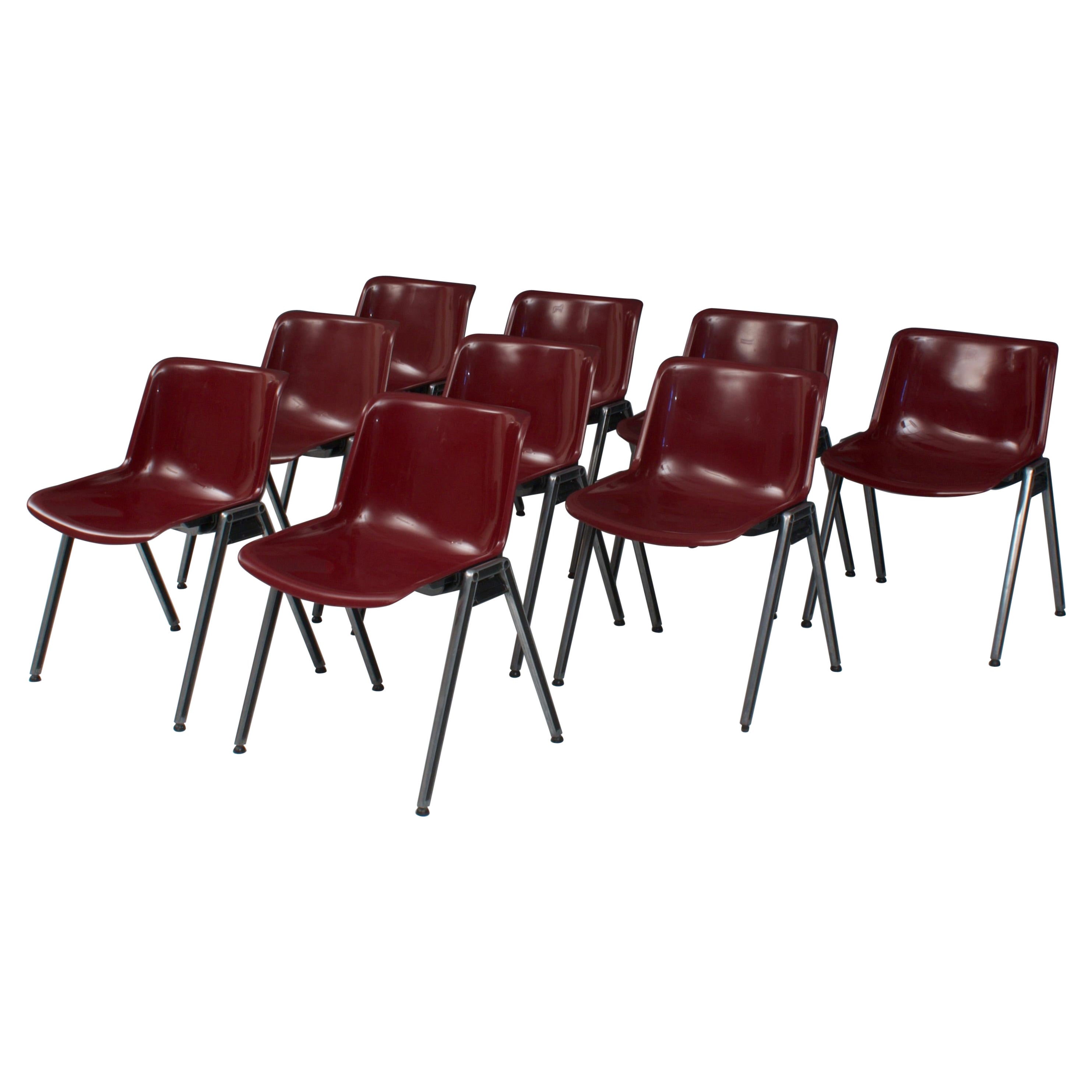 Set of 9 Stacking Chairs by Osvaldo Borsani for Tecno, Italy, 1970's For Sale