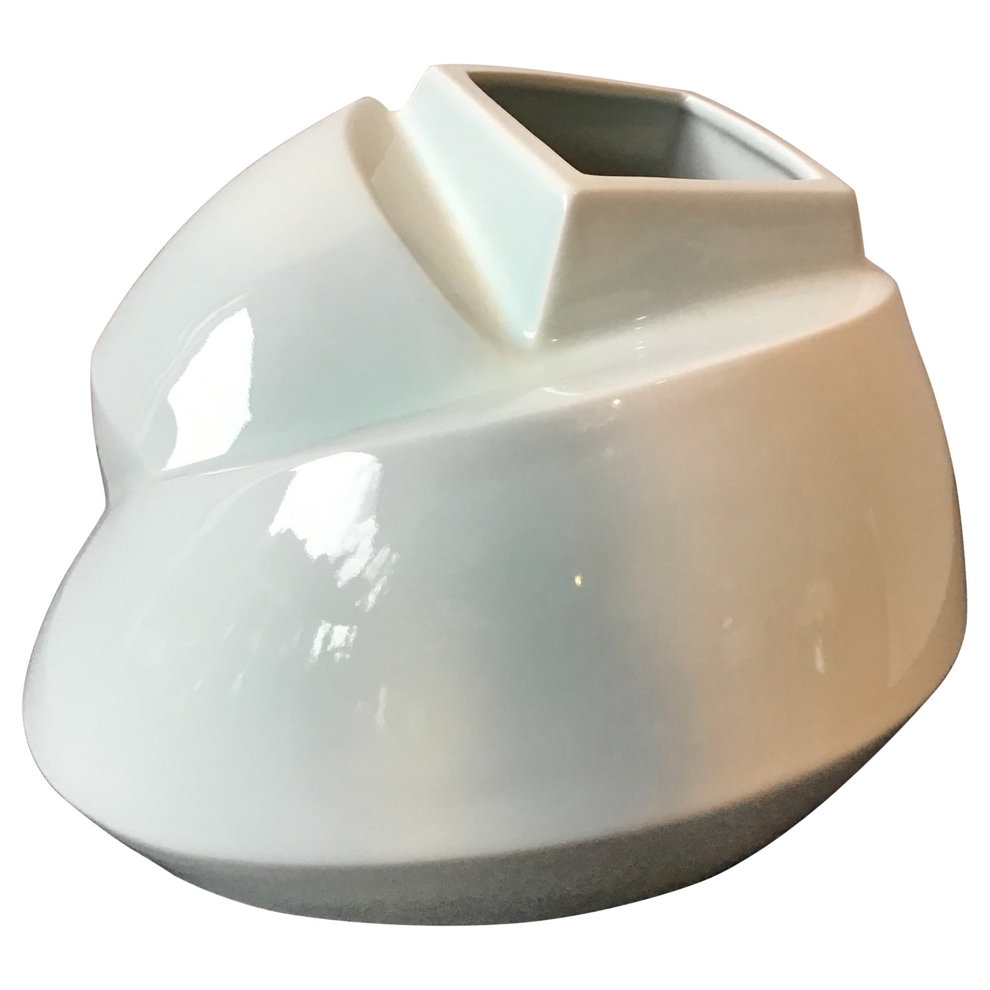 Spin Ceramics Diamond Top Vase For Sale