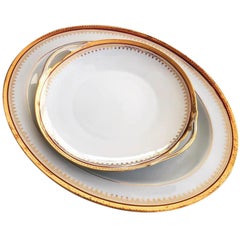 L. Bernardaud & Co Service de vaisselle en porcelaine:: 46 pièces:: Limoges:: circa 1960s