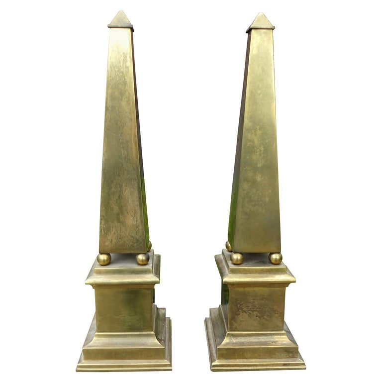 Pair of Hollywood Regency Neoclassical Style Brass Obelisks For Sale