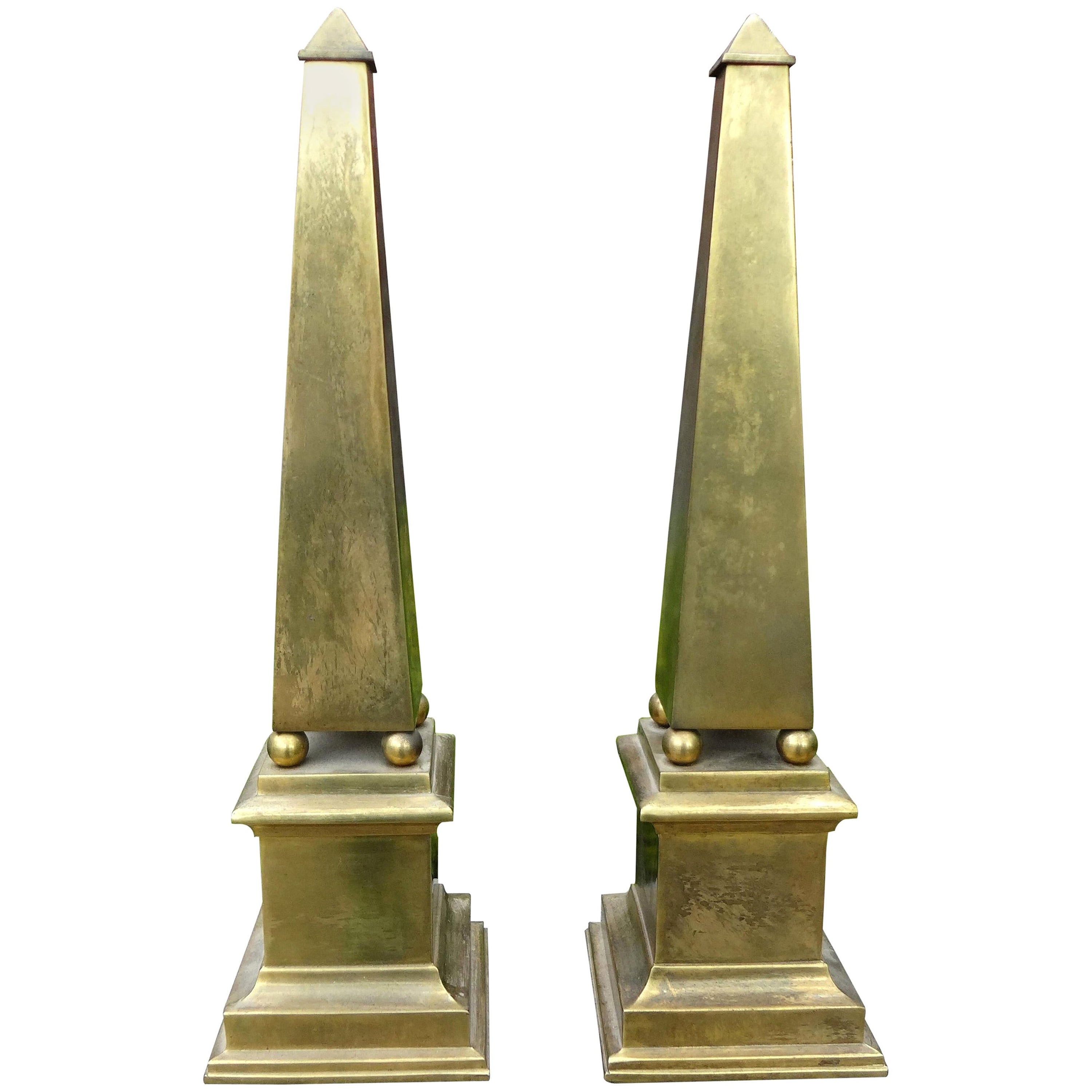 Pair of Hollywood Regency Neoclassical Style Brass Obelisks For Sale