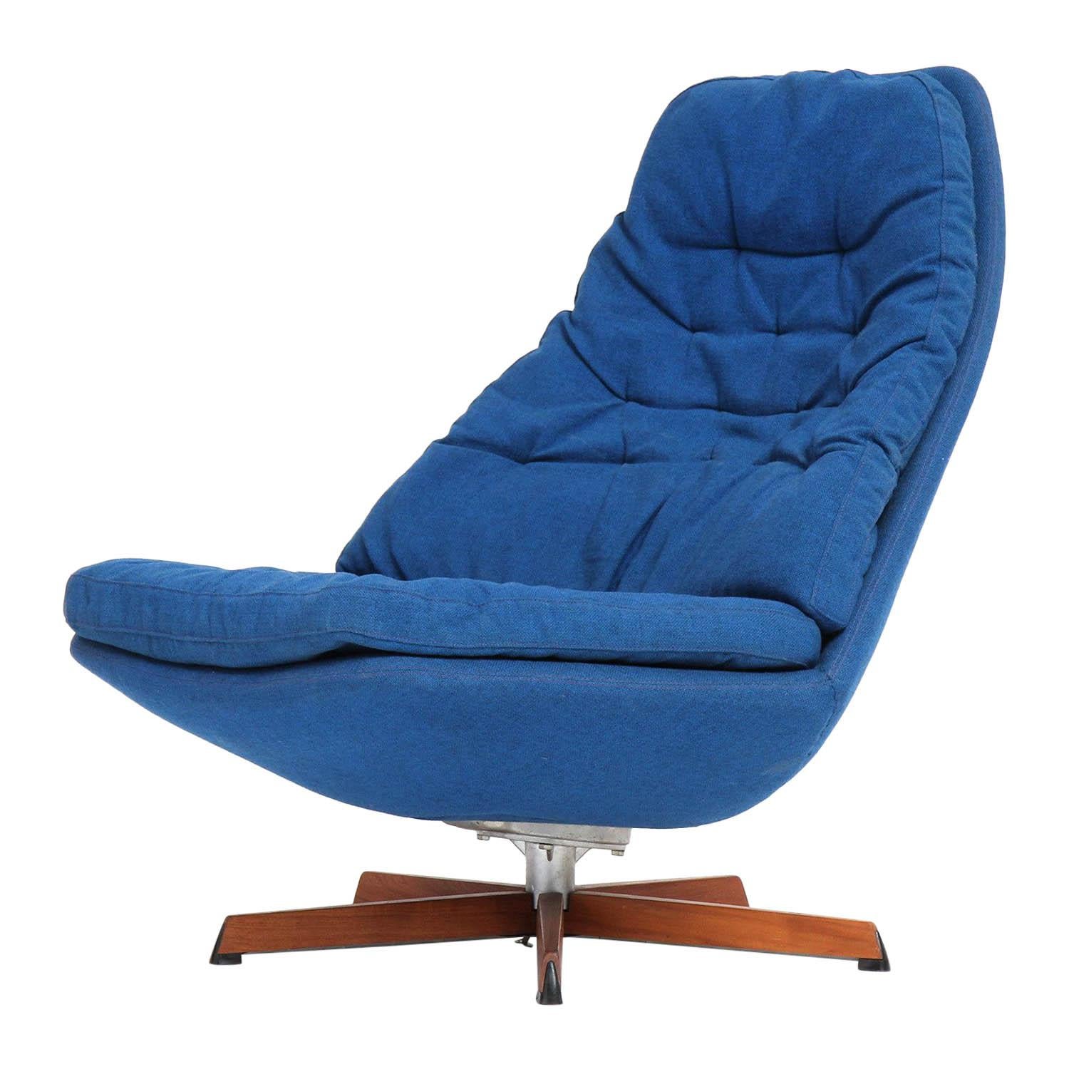 Swivelling Lounge Chair by Henry Klein