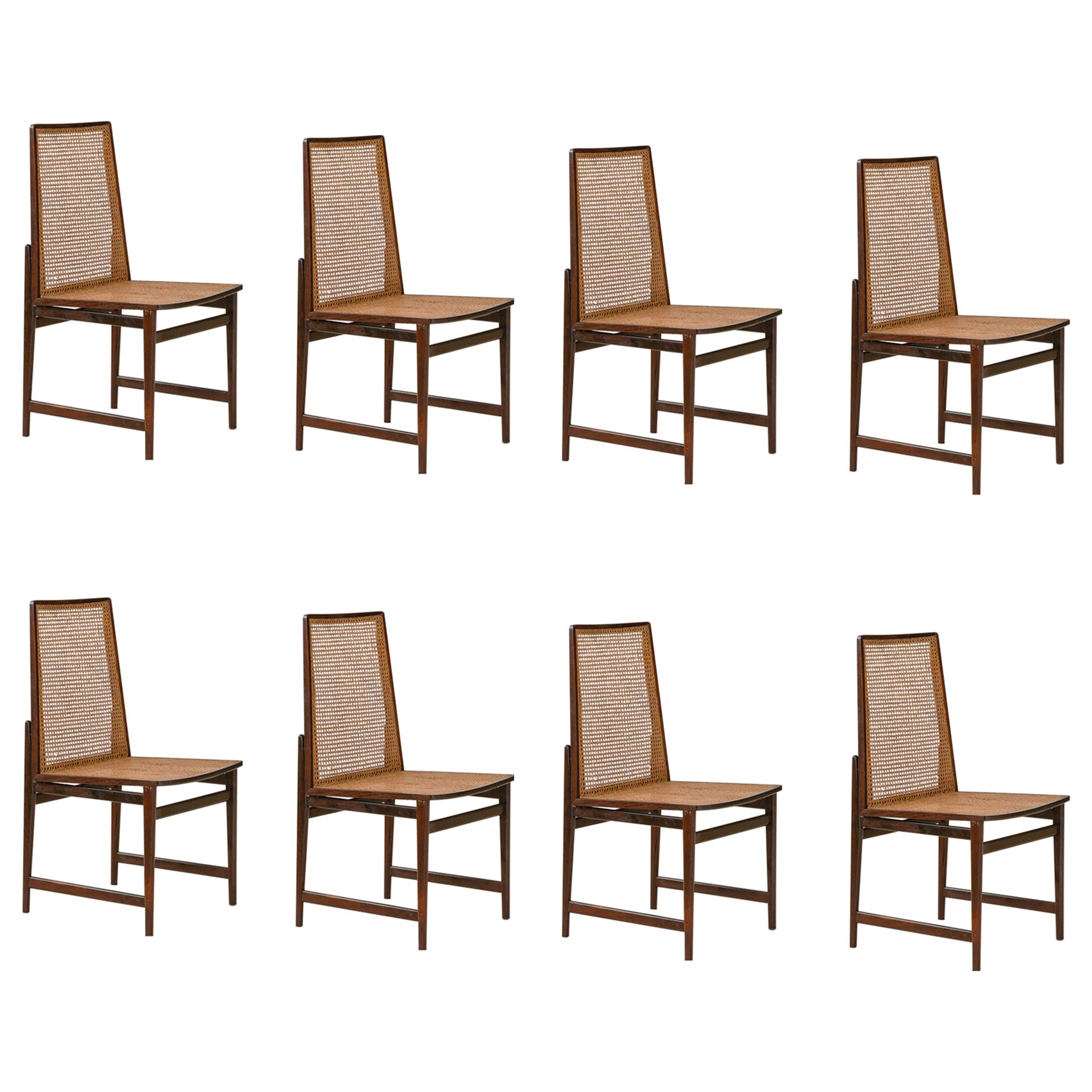 Ensemble de 8 chaises en bois de rose et en rotin par Móveis Cantù, années 1960, milieu du siècle brésilien