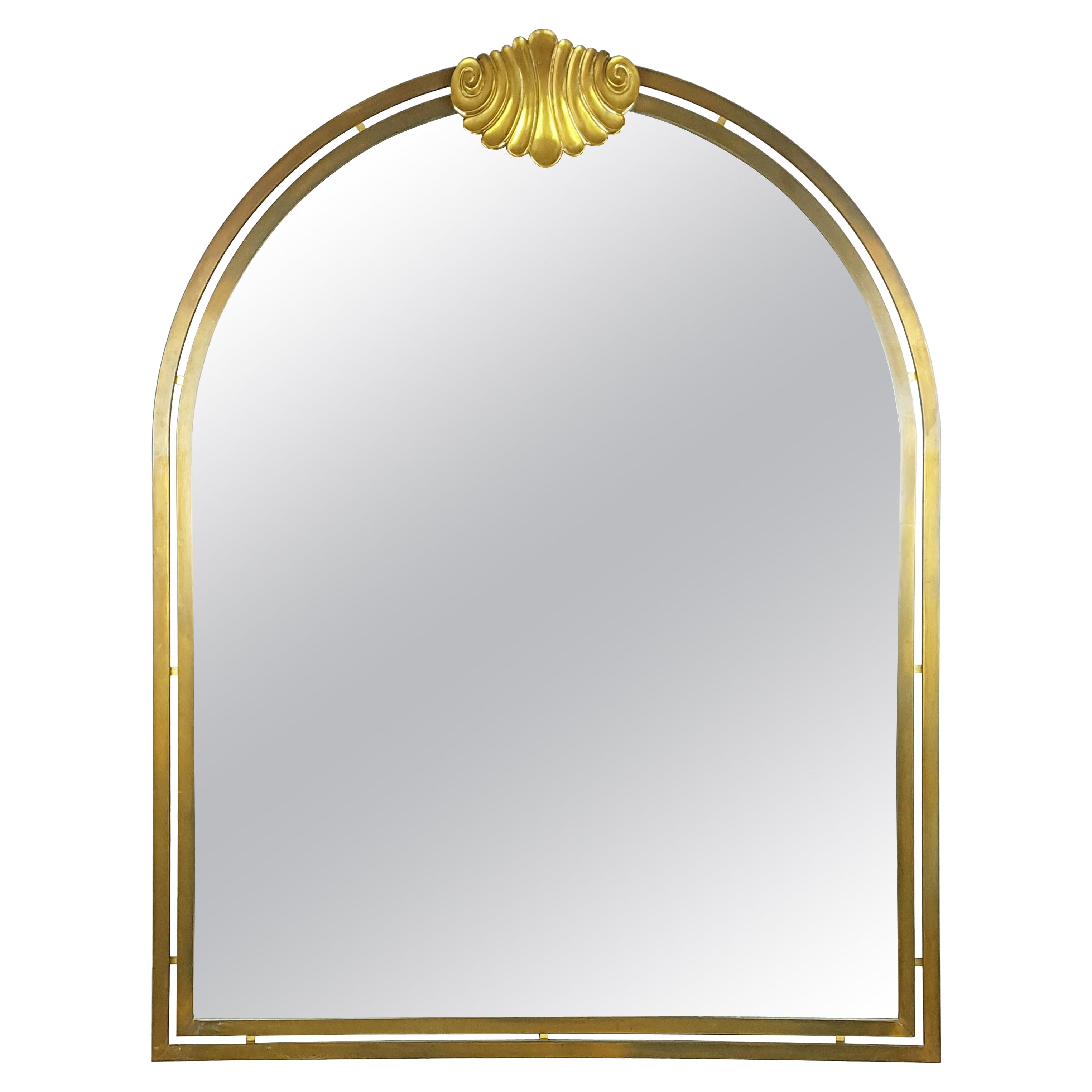 Gran espejo de pared italiano de latón y cristal de los años 70