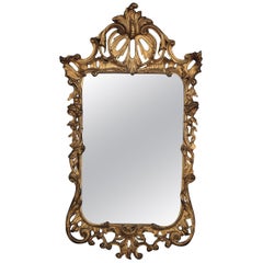 Miroir doré de style néo-rococo