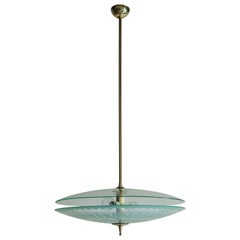 Lampe à suspension italienne moderne du milieu du siècle dernier en verre décoré de deux disques, années 1950