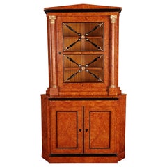 Elegant Corner Vitrine / cupboard in Antique Biedermeier Style maple veneer