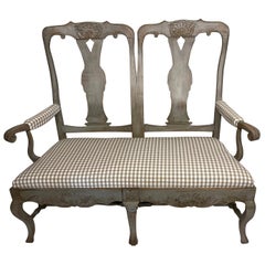 Swedish Gustavian Grey Painted Settee with Shell and Foliate Carving