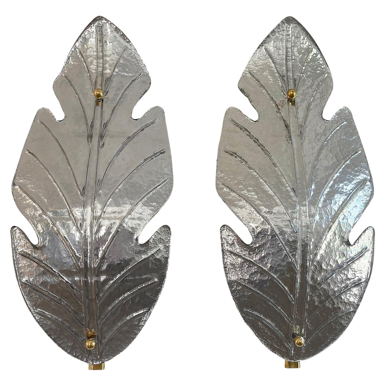 20th Century Italian Silver Pair of Murano Glass Sommerso Leaf Wall Sconces For Sale