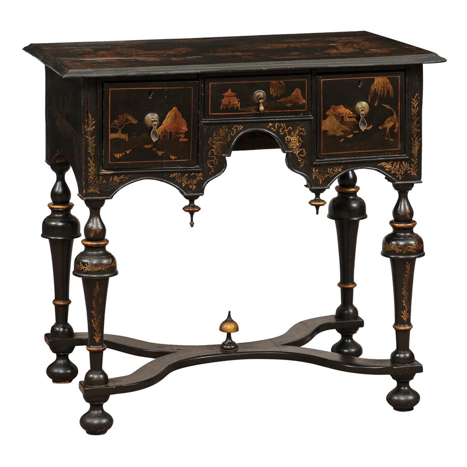 Black Lacquered Chinoiserie William & Mary Style Lowboy, 18th Century England For Sale