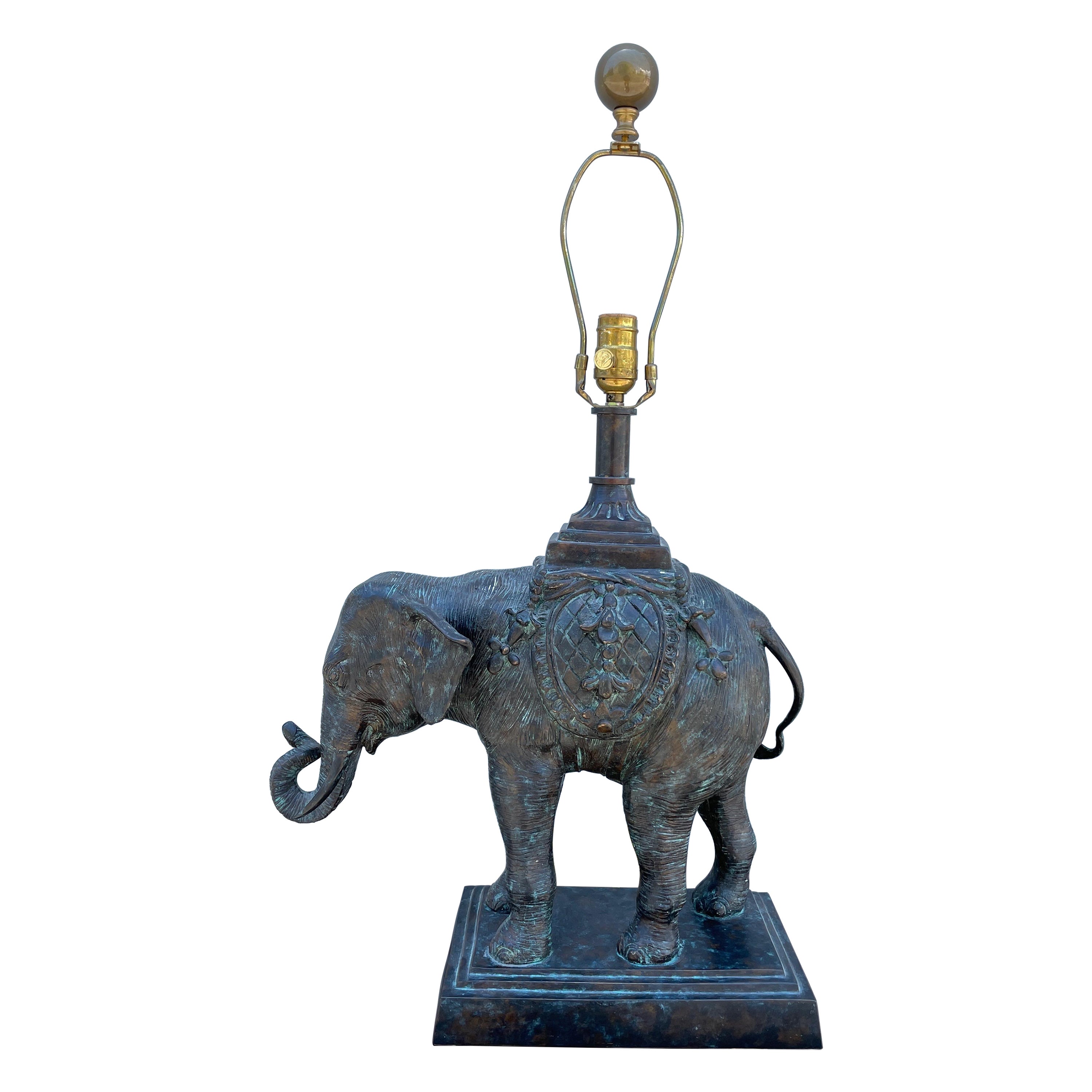 Grande lampe éléphant en bronze de Maitland Smith